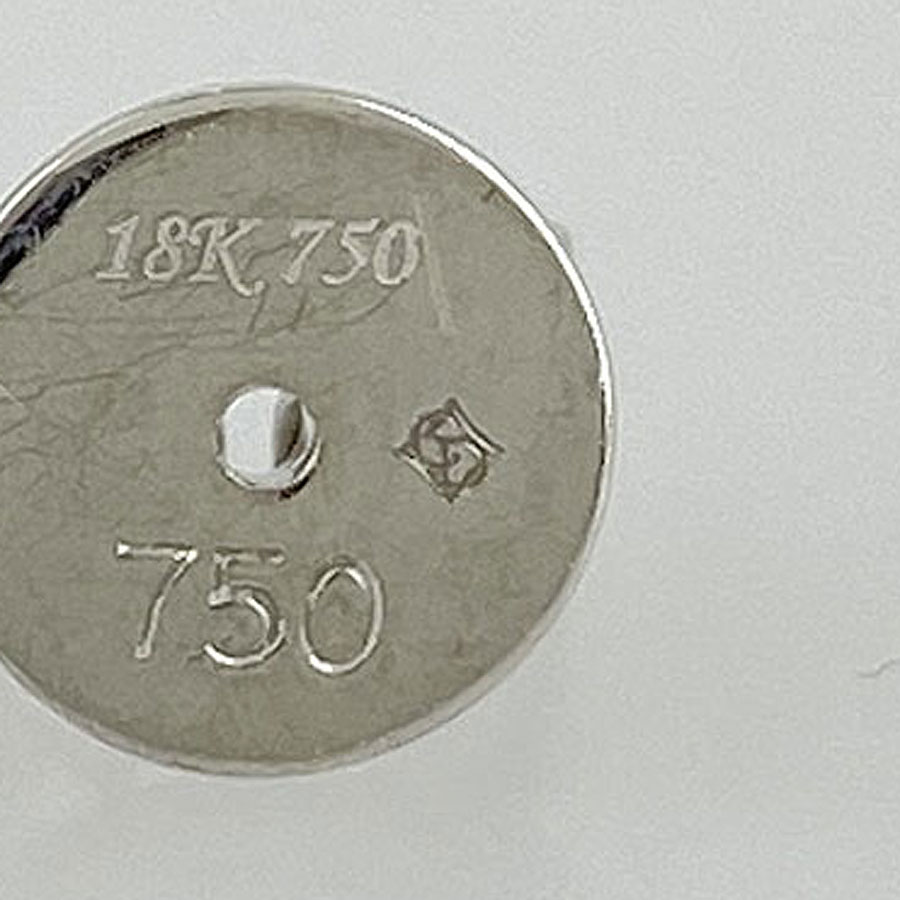 ジュエリーの刻印の意味とは？ブランドジュエリーの刻印も紹介！